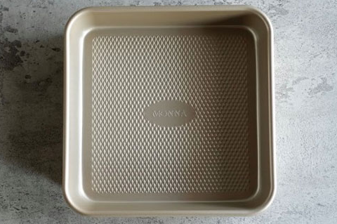 MONNA - BAKING PAN SQUARE MBI-01003