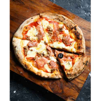 Salsicia Deavolo Neapolitan Pizza