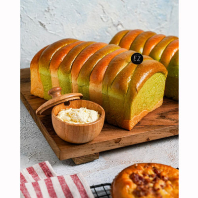 Roti Kuno Sisir Room Butter