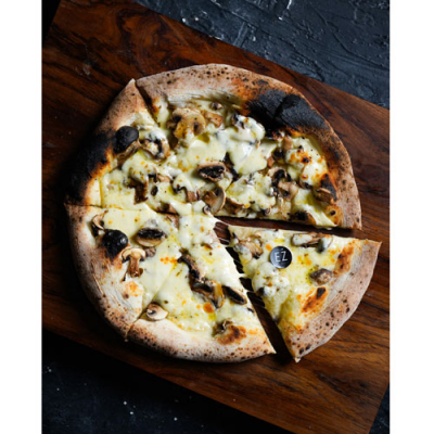 Funghie Tartufo Neapolitan Pizza