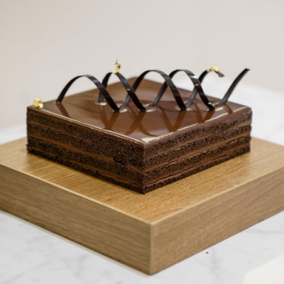 100% Chocolate Cake