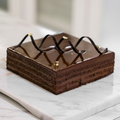 100% Chocolate Cake