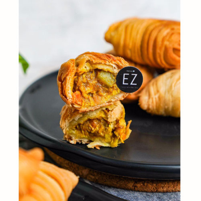 Karipap Chicken Curry