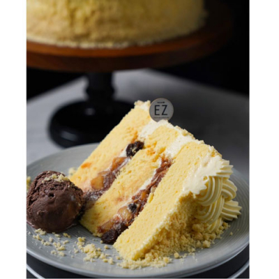 Apple Crumble Pie Cake