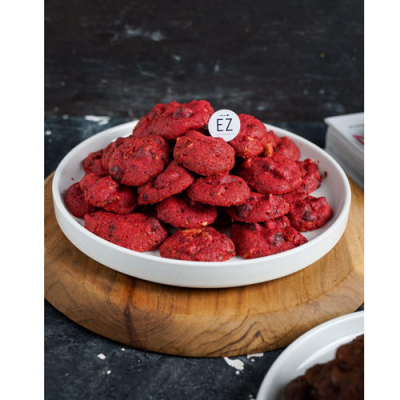 Red velvet chocochips pecan & walnuts cookies
